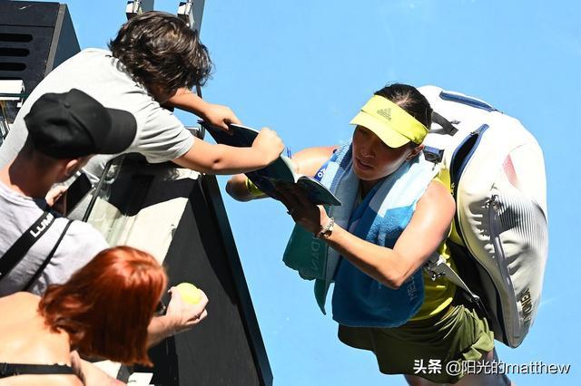 是值得敬佩 是值得敬佩