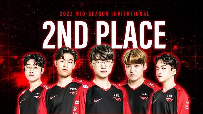 对手防线的 对手防线的