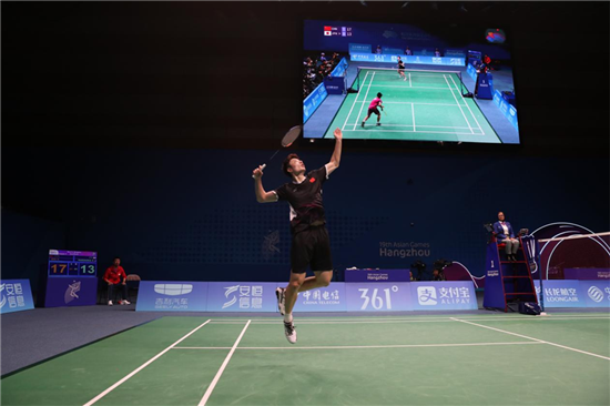 由于水晶宫 由于水晶宫