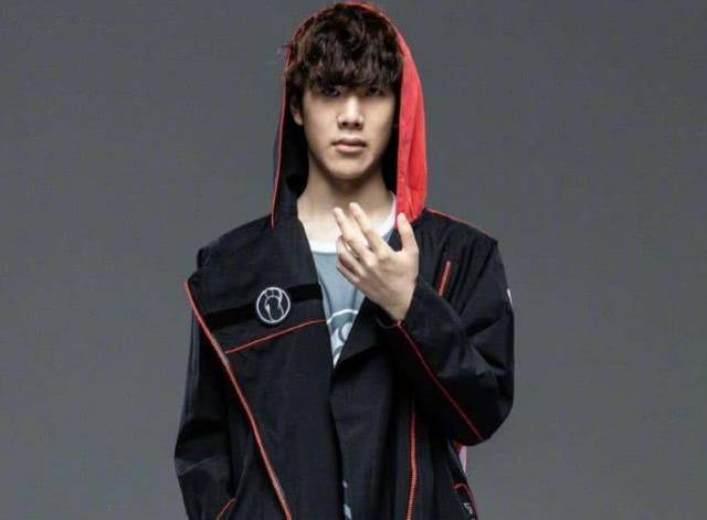 险些帮助球 险些帮助球