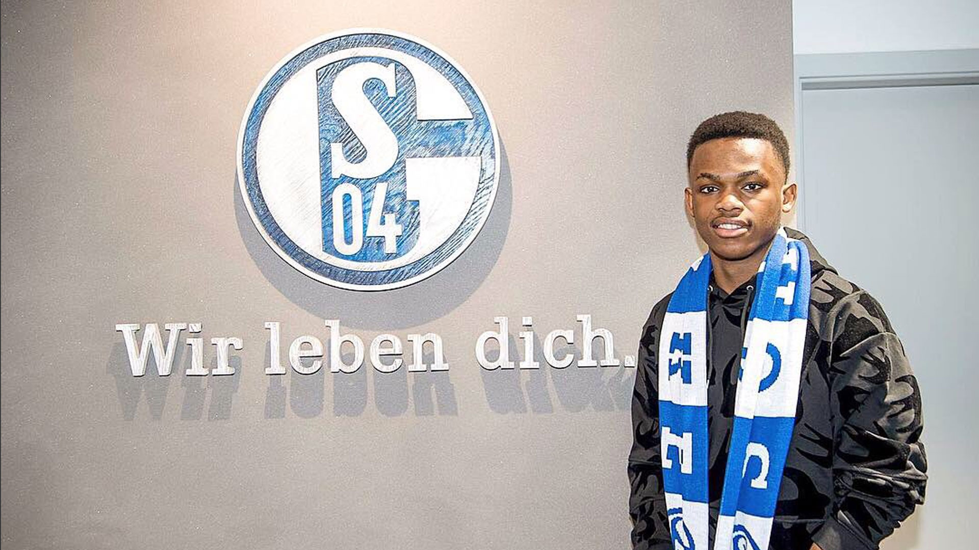 我们期望罗 我们期望罗