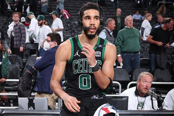 的枢纽型球 的枢纽型球