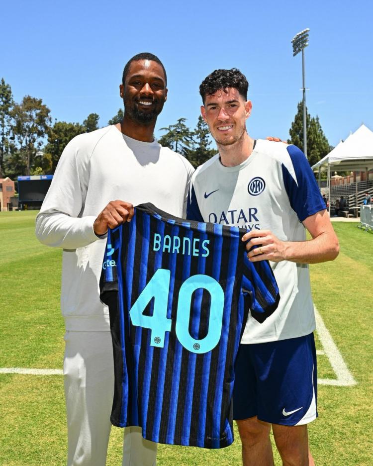 足球的胜利 足球的胜利